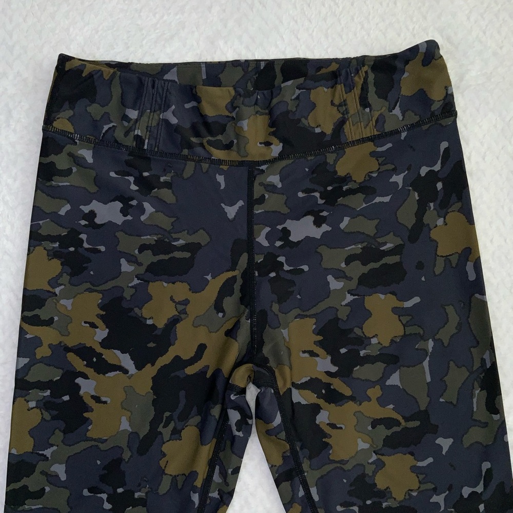 THE UPSIDE CAMOUFLAGE LEGGINGS - Picture 3 of 10